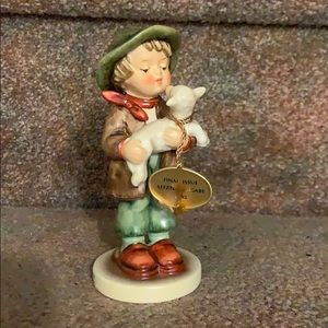 Goebel “Lost Sheep” Figurine #932 Final Issue